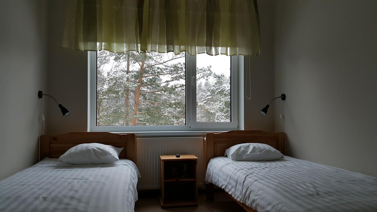 Maenniku Jk Hostel Tallinn Buitenkant foto