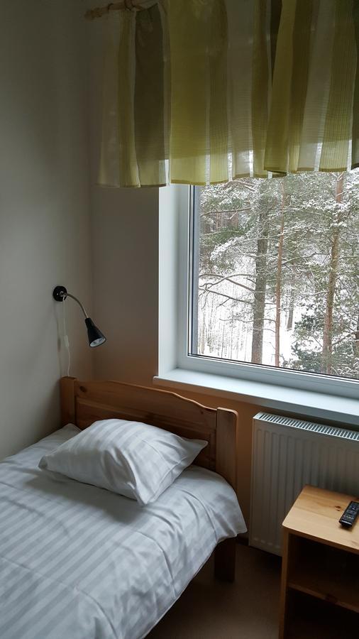Maenniku Jk Hostel Tallinn Buitenkant foto